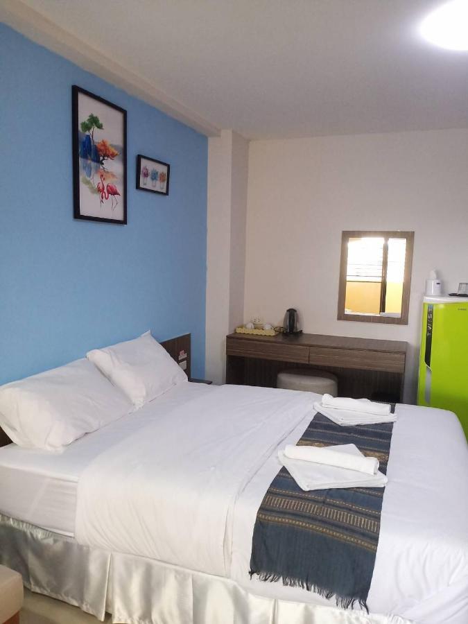 Appartement โสดาอพาร์ทเม้นท์​ à Ban Lam Phak Kut Extérieur photo